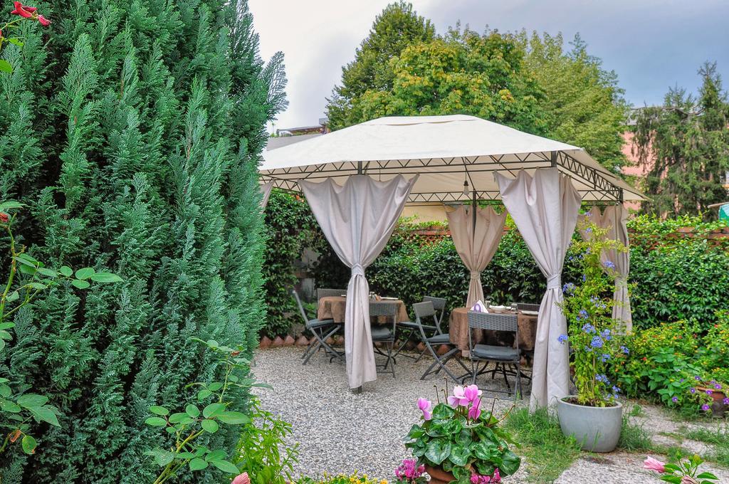 B&B La Mimosa Lucca Bagian luar foto