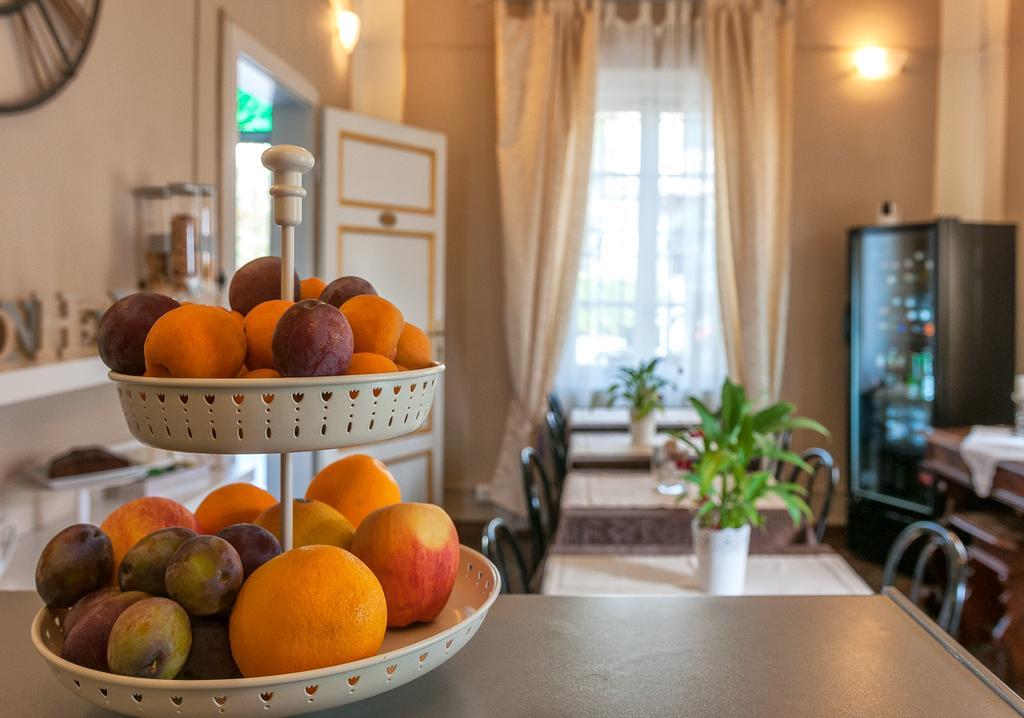 B&B La Mimosa Lucca Bagian luar foto